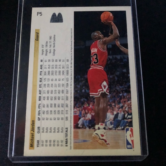 Micheal Jordan Upper Deck 1992 1993 Card - Picture 4 of 6